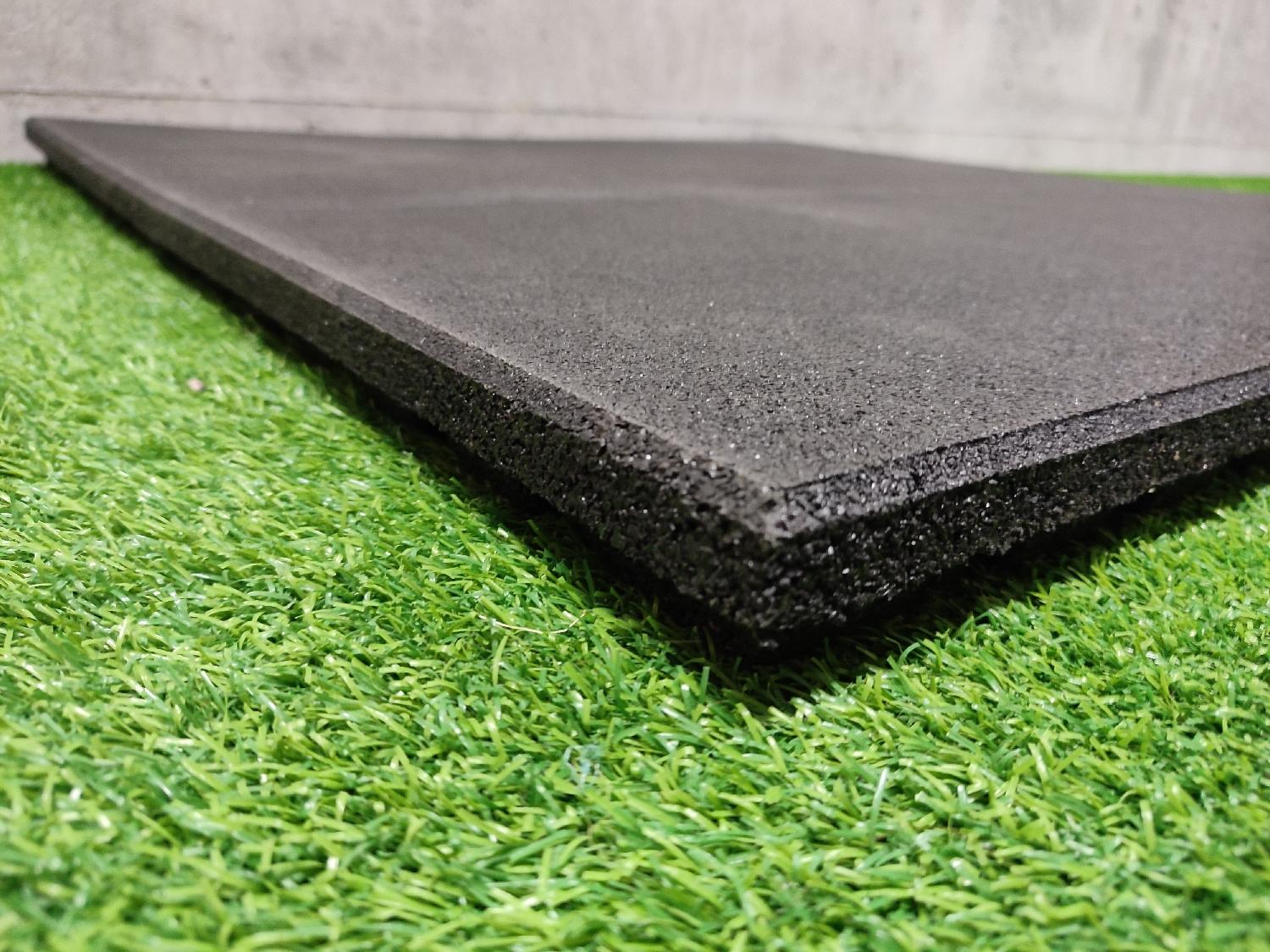 Tapis en caoutchouc au mètre 3 mm d'épaisseur 100 x 300 cm tapis de  protection tapis