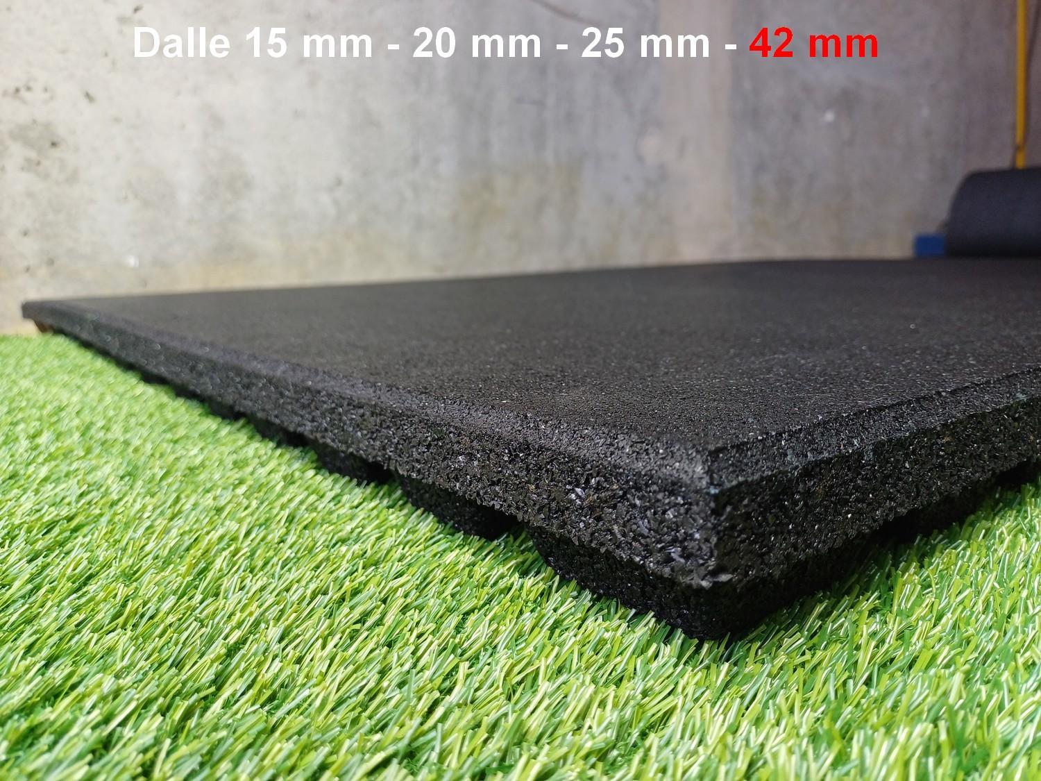 Dalle en caoutchouc de 42 mm en 1 m x 1 m - surface lisse - LEVEL addict